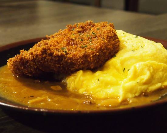 Pork Katsu Curry Omurice 炸豬扒日式咖喱奄列飯